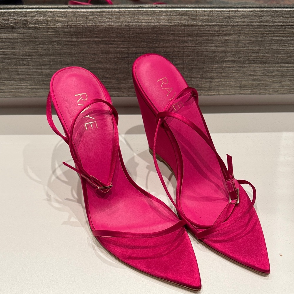 RAYE Fuchsia Strappy Heels